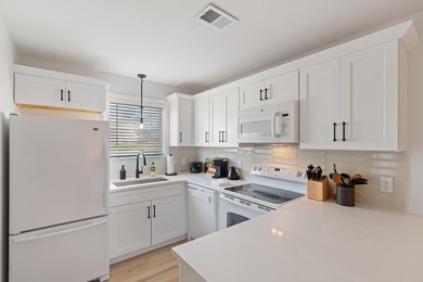 Positioned just steps from the Gulf, Beachside Villas 913 - photo 10