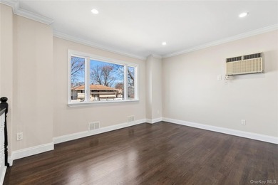 Beautifully remodeled Hi-Ranch offering a functional and - photo 3