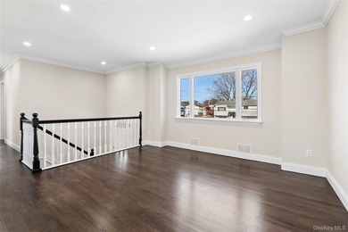 Beautifully remodeled Hi-Ranch offering a functional and - photo 4