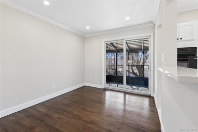 Beautifully remodeled Hi-Ranch offering a functional and - photo 9