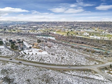 Enjoy building your dream home on this excellent 1.3 Ac building - photo 4