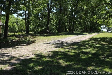 LARGE COUNTRY HOME WITH HIGHLY DESIRABLE LOCATION. ALMOST 4200 - photo 13