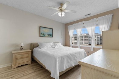 Don't miss your chance to own this beautifully updated 2-bedroom - photo 14