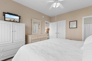 Don't miss your chance to own this beautifully updated 2-bedroom - photo 15