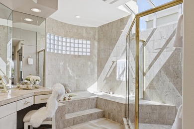 Coveted free-standing Desert Horizons residence, tastefully - photo 15