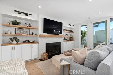 Fully reimagined coastal residence with comprehensive 2021 - photo 17