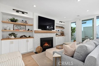 Fully reimagined coastal residence with comprehensive 2021 - photo 19