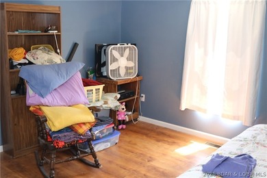 LARGE COUNTRY HOME WITH HIGHLY DESIRABLE LOCATION. ALMOST 4200 - photo 20