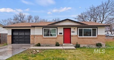 Lake Lowell Home Sale Pending in Nampa Idaho