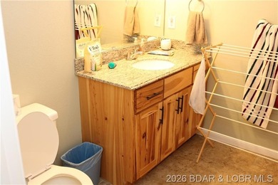 LARGE COUNTRY HOME WITH HIGHLY DESIRABLE LOCATION. ALMOST 4200 - photo 21
