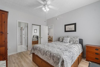 Don't miss your chance to own this beautifully updated 2-bedroom - photo 22