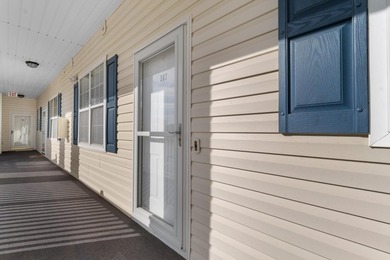 Don't miss your chance to own this beautifully updated 2-bedroom - photo 26