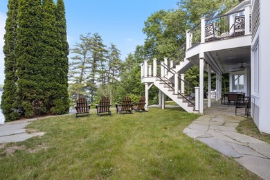 Luxury Living Meets Exceptional Entertaining! Blending timeless - photo 8