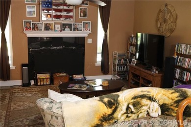 LARGE COUNTRY HOME WITH HIGHLY DESIRABLE LOCATION. ALMOST 4200 - photo 39