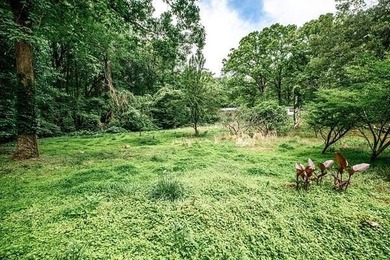 This hidden gem is waiting for you! Here is a unique opportunity - photo 5