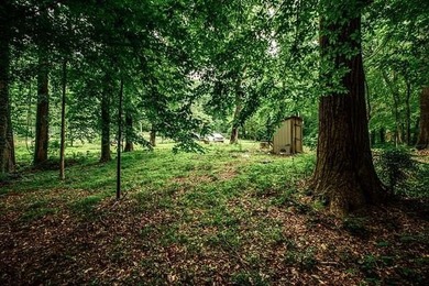 This hidden gem is waiting for you! Here is a unique opportunity - photo 6