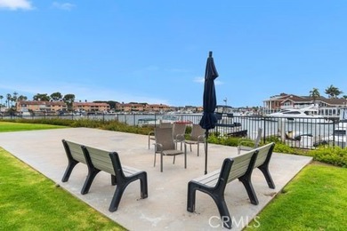 Fully reimagined coastal residence with comprehensive 2021 - photo 46