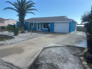 Port Charlotte Waterway Area Home For Sale in Port Charlotte Florida