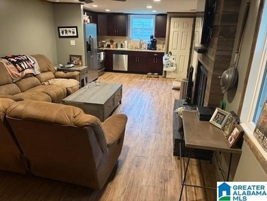 A cozy cottage with a waterfront view. Who could ask for - photo 12