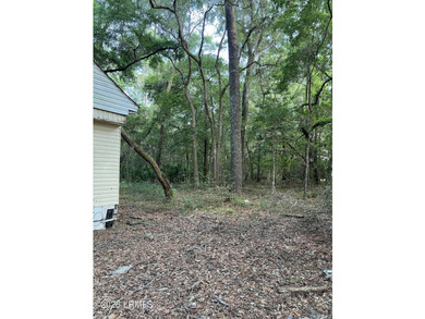 Rare opportunity to own four adjacent parcels totaling 2.95 - photo 13