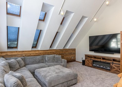 If you're looking for big space, & big water, this home delivers - photo 14