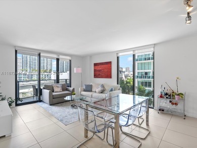 Beautiful Brickell spacious 2BR/2BA Contemporary unit, located - photo 4