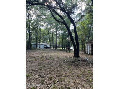 Rare opportunity to own four adjacent parcels totaling 2.95 - photo 15