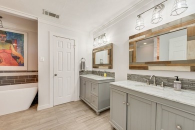 Welcome to your dream lake retreat! This beautifully updated - photo 16