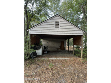 Rare opportunity to own four adjacent parcels totaling 2.95 - photo 18