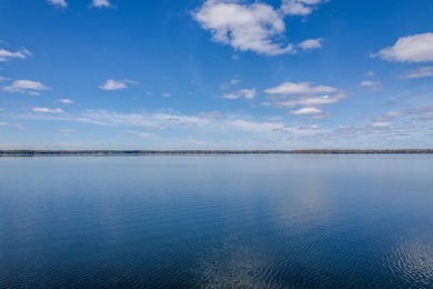 If you're looking for big space, & big water, this home delivers - photo 20