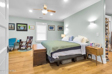 Experience the perfect blend of historic charm and modern luxury - photo 24
