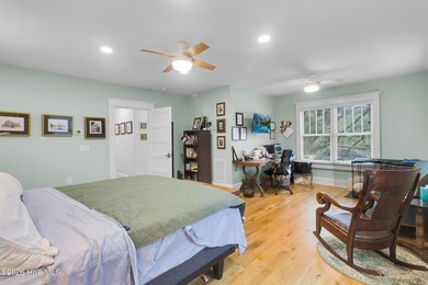 Experience the perfect blend of historic charm and modern luxury - photo 25