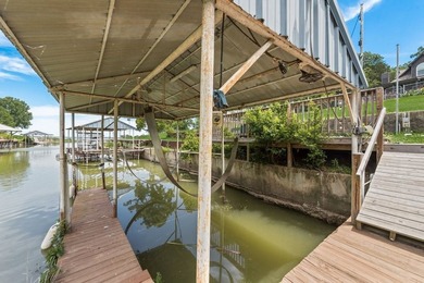 Welcome to your dream lake retreat! This beautifully updated - photo 31