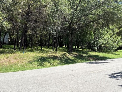 Lake Lot Active Under Contract in De Cordova, Texas