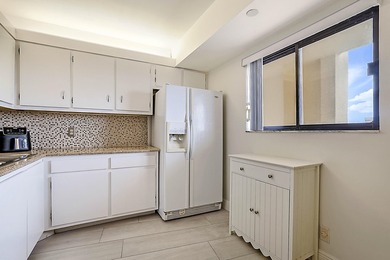 Exceptional oceanfront life style on Jupiter Beach. Offering - photo 12