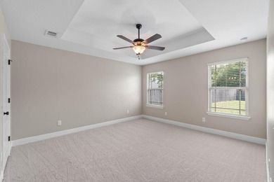 Move-in ready and built in 2014, this charming patio home offers - photo 16