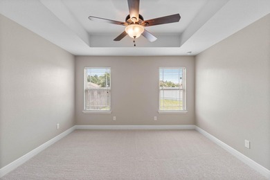 Move-in ready and built in 2014, this charming patio home offers - photo 17