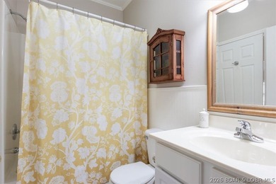 MOTIVATED SELLER! Welcome to easy lake living! This beautifully - photo 20