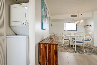 Exceptional oceanfront life style on Jupiter Beach. Offering - photo 23