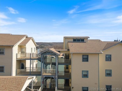 MOTIVATED SELLER! Welcome to easy lake living! This beautifully - photo 33