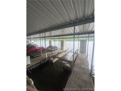 MOTIVATED SELLER! Welcome to easy lake living! This beautifully - photo 44
