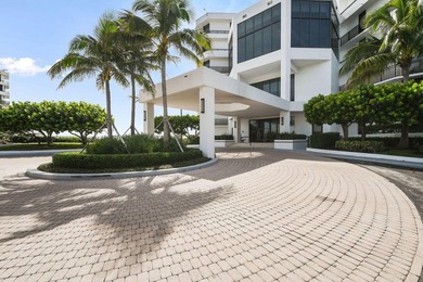 This beautiful unit has recently been renovated and offers a - photo 44