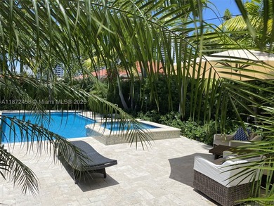 ***Stunning one-story custom-built residence, designed with - photo 4
