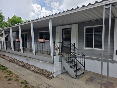 This beautiful Home is located in the heart of Salt Lake County - photo 3