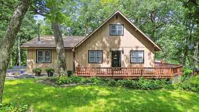 Lost Lake Home For Sale in Dixon Illinois