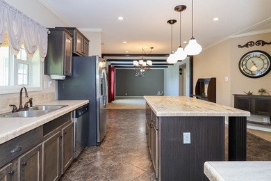 Custom double-wide mobile home conveniently located just minutes - photo 20