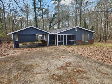 Lake Home For Sale in Lincolnton, Georgia