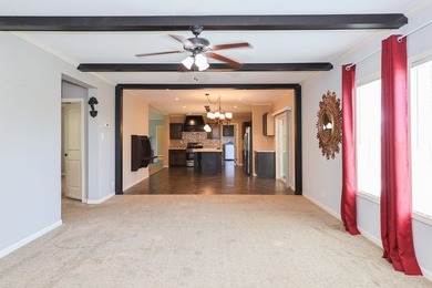 Custom double-wide mobile home conveniently located just minutes - photo 25