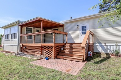 Custom double-wide mobile home conveniently located just minutes - photo 49