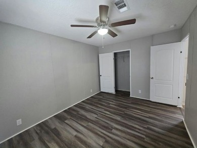 Own your own home in a quiet, well-maintained neighborhood! This - photo 4